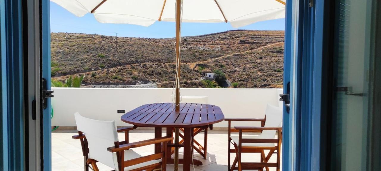 Villa Mariza Kythnos Bagian luar foto